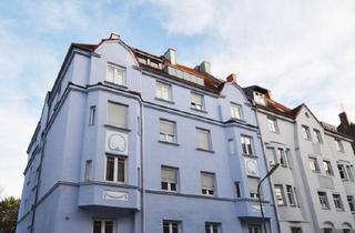 Wohnung kaufen in Gärtnerstraße 21, 86161 Innenstadt, Außergewöhnliche 2,5-Zimmer-Wohnung in stilvollem Altbau | Dachterrasse | Maisonette | Doppelgarage