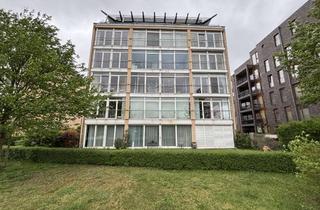 Wohnung mieten in Lindenstraße 32 H, 12555 Köpenick, Sehr attraktive 2-Zimmerwohnung mit Wintergarten und fantastischem Panorama-Spreeblick