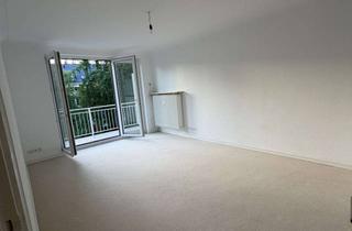 Wohnung mieten in Curschmannstraße 10, 20251 Hoheluft-Ost, Erstbezug nach Renovierung – Charmante Altbauwohnung mit Südbalkon nahe Eppendorfer Baum