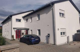 Wohnung mieten in Graf-Roland-Straße, 90592 Schwarzenbruck, 3-Zimmer-Wohnung mit Balkon in Schwarzenbruck, Energiesparhaus, E-Auto Ladestation