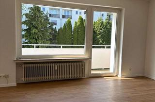 Wohnung mieten in Fritz-Reuter-Straße 12-16, 32756 Detmold, Wohnen auf 2 Ebenen - mit Balkon und frisch renoviert