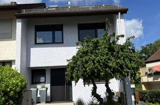 Haus kaufen in Kelterstraße 13, 71282 Hemmingen, Familienfreundliches Reihenendhaus mit Sauna, Garage und modernem Wohnkomfort
