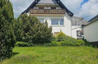 Haus kaufen in 35080 Bad Endbach, Bad Endbach - Gepflegtes Zweifamilienhaus mit großem Grundstück, Weitblick und vielseitigem Potenzial