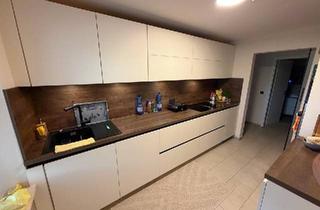 Wohnung kaufen in 80997 München, München - Moderne 4Zi Wohnung mit Aufzug
