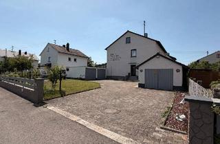 Mehrfamilienhaus kaufen in 89287 Bellenberg, Bellenberg - Mehrfamilienhaus mit Wintergarten, Hof, Garten & 3 Garagen
