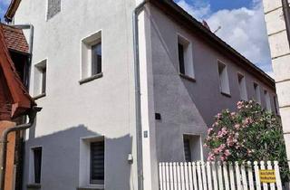 Haus kaufen in 91174 Spalt, Spalt - Wohnhaus (C) an der historischen Stadtmauer mit großem Garten & Stellplätzen