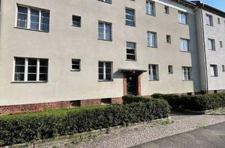 Wohnung kaufen in Otto-Franke-Str., 12489 Adlershof, Kapitalanlage : gut geschnittene 4-Zimmer-Wohnung mit Balkon und Holzdielen