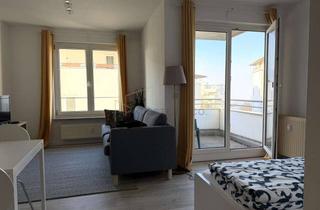Wohnung kaufen in 73207 Plochingen, Rendite von bis zu 7 %, gepflegte 2-Zimmer-Wohnung mit Balkon und TG-Stellplatz