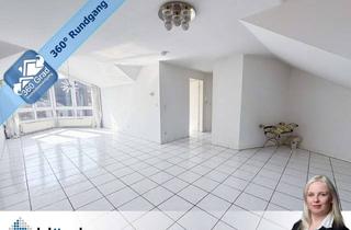 Wohnung kaufen in 45964 Gladbeck, Blömker! Großzügige DG-Wohnung mit Garage & Option zur Teilung in Gladbeck-Mitte