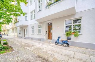 Wohnung kaufen in Gieselerstraße 20, 10713 Wilmersdorf, Lichtdurchflutete Altbauwohnung mit 2 Zimmern (vermietet)