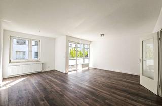 Wohnung kaufen in Heinrich-Heine-Straße 59, 38239 Thiede, Frisch renovierte 3-Zimmer-Wohnung (79 m²) mit Balkon und Stellplatz