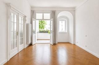 Wohnung kaufen in Gardeschützenweg 66, 12203 Lichterfelde, Detailverliebtes Altbau-Schmuckstück mit 4,5 Zimmern und zwei Balkonen – vermietet