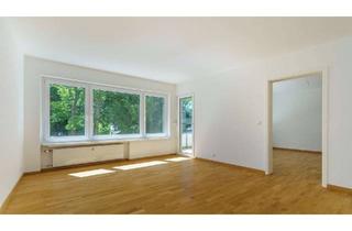 Wohnung kaufen in 78464 Konstanz, Petershausen-Ost: 4-Zimmer Wohnung (Hochparterre) mit Südbalkon und abgeschlossener Garage - frei