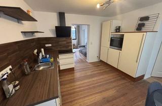 Wohnung mieten in Friedrichstraße 53, 66125 Saarbrücken, Schöne Altbauwohnung mit Holzdielenbuden