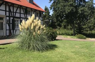 Wohnung mieten in 45307 Leithe, Auf einem Anwesen in Essen Leithe zu Vermieten 1 x Whg. mit 215 m² im Landschaftsch.Gebiet