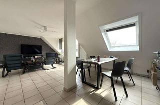 Wohnung mieten in 46147 Sterkrade-Nord, Charmante, Lichtdurchflutete Dachgeschosswohnung mit Balkon in ruhiger Lage