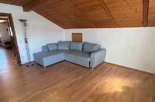 Wohnung mieten in Ahornstr. 39, 84036 Kumhausen, sonnige und geräumige 2 Zimmer Dachgeschoßwohnung in einem 3-Parteienhaus