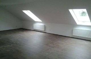 Wohnung mieten in Mittlerer Graben 17, 85354 Freising, Exklusive, geräumige und modernisierte 1-Zimmer-Dachgeschosswohnung mit EBK in Freising