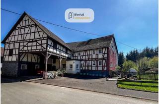 Haus kaufen in 35325 Mücke, Historisches Fachwerkhaus mit großem Grundstück und modernem Wohnkomfort