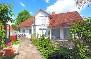 Einfamilienhaus kaufen in 73230 Kirchheim, Gepflegtes Einfamilienhaus mit lichtdurchfluteter Architektur im Nägelestal