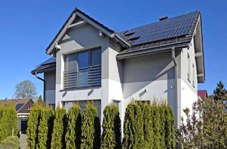 Haus kaufen in Am Alten Gutshof, 17419 Zirchow, Neuwertiges Effizienzhaus mit PV, Wärmepumpe & Top-Ausstattung