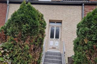 Einfamilienhaus kaufen in 46147 Sterkrade-Nord, Kleines Einfamilienhaus in Oberhausen-Schmachtendorf