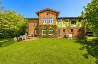 Haus kaufen in Schmiedeberg, 25585 Lütjenwestedt, Resthof mit kleiner Hauskoppel in ruhiger Dorflage