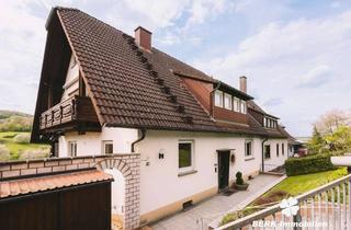 Haus kaufen in 63856 Bessenbach, BERK Immobilien - Großzügiges Zweifamilienhaus inkl. ELW mit Weitblick und lichtdurchflutetem Wohnge