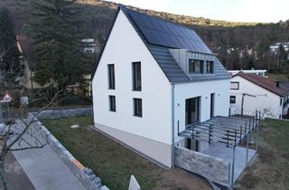 Haus mieten in Bergsteinstraße 58, 67434 Hambach, Viel Platz für den Alltag in diesem großzügigen Haus in Neustadt an der Weinstraße