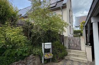 Haus mieten in 97265 Hettstadt, Schönes Doppelhaus mit 5 Zimmern und Garten in Hettstadt