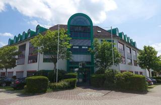Gewerbeimmobilie kaufen in Zeppelinstraße, 82178 Puchheim, Großzügige Büroräume incl. eigener Parkplätze in Puchheim