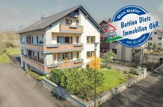 Mehrfamilienhaus kaufen in 63773 Goldbach, DIETZ: 3-Familienhaus mit 3 Balkonen, 2 Garagen, WEG - geteilt - 3-fach-Verglasung - Pelletsheizung