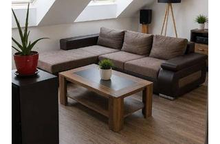Wohnung kaufen in 63773 Goldbach, Helle Wohnung im DG mit zwei Stellplätzen