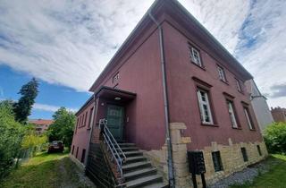 Wohnung mieten in Bismarkstraße 54, 38820 Halberstadt, Charmante Dachgeschosswohnung mit sichtbaren Holzbalken in zentraler Lage