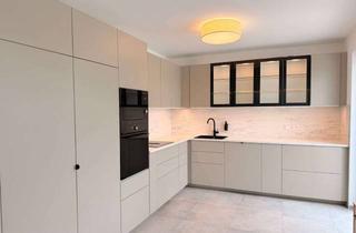 Wohnung mieten in Neue Bockradener Str. 13, 49477 Ibbenbüren, Modernes Wohnen: Großzügige Dachgeschosswohnung mit Dachterrasse