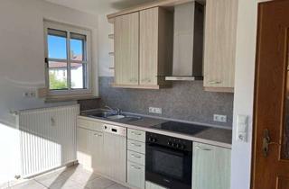 Wohnung mieten in 96132 Schlüsselfeld, Helle Wohnung mit Einbauküche und Balkon: attraktive 3-Zimmer-Wohnung in Schlüsselfeld