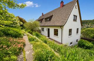 Doppelhaushälfte kaufen in Fuchsweg, 75365 Calw, Doppelhaushälfte in Toplage von Calw – mit Gartenidylle & Potenzial