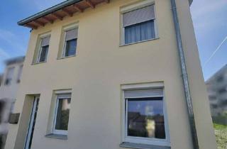 Haus kaufen in 72793 Pfullingen, Reihenendhaus mit großem Südgarten und Ausbaupotenzial in Pfullingen