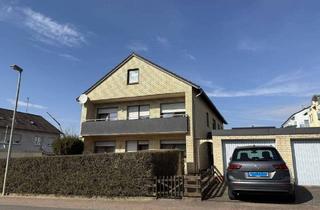 Haus kaufen in 33034 Brakel, Brakel - 2-3 FH mit 3 Garagen in Brakel !!!