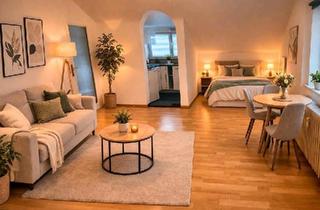 Wohnung kaufen in 79110 Freiburg, Freiburg im Breisgau - 1 Zimmer Dachgeschosswohnung in Badenweiler - renoviert - frei
