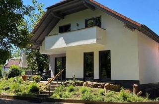 Einfamilienhaus kaufen in 36137 Großenlüder, Großenlüder - Freistehendes, massiv gebautes Einfamilienhaus mit großzügigem Ga