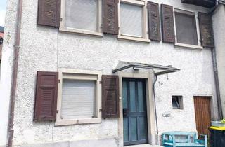 Haus kaufen in 78359 Orsingen-Nenzingen, Orsingen-Nenzingen - Älteres, renovierungsbedürftiges Haus
