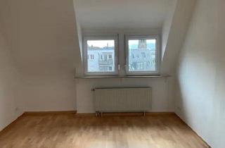 Wohnung kaufen in 70376 Stuttgart, Stuttgart - Vermietete WG Altbauwohnung mit Balkon im Herzen im Herzen Cansta