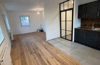 Wohnung kaufen in 83278 Traunstein, Traunstein - Helle 2-Zimmer-Wohnung in Traunstein zu verkaufen