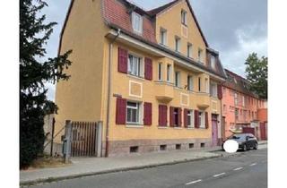 Wohnung kaufen in 90513 Zirndorf, Zirndorf - 4 Zimmer Wohnung 123 qm plus 70qm ausbaufähiges Dachgeschoss