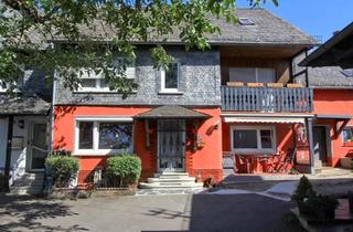 Haus kaufen in 55626 Bundenbach, Bundenbach - Harmonie im Grünen - Haus und Garten im Einklang!