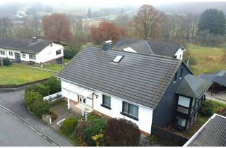 Einfamilienhaus kaufen in 35716 Dietzhölztal, Dietzhölztal / Steinbrücken - Werden Sie Eigentümer eines großzügigen 8-Zimmer-Hauses mit Kamin, Wintergarten, Balkon und Terrasse