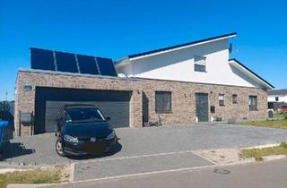Haus kaufen in 29392 Wesendorf, Wesendorf - Neuwertiges Zweifamilienhaus mit Mieteinnahmen in Wesendorf
