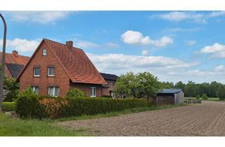 Haus kaufen in 29379 Wittingen, Wittingen - Zwei Einfamilienhäuser auf großzügigem Grundstück