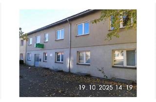 Haus kaufen in 19399 Goldberg, Goldberg - Bürogebäude mit geplanter Nutzungsänderung zu 3-4 Wohnungen